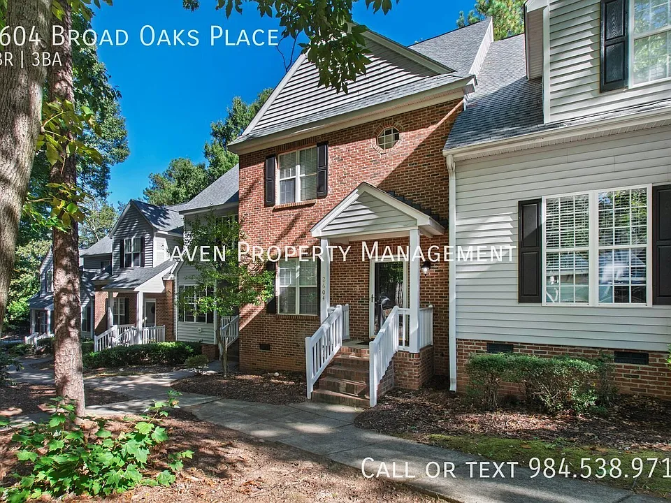 2604 Broad Oaks Pl
