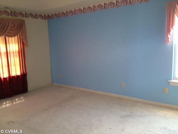 3rd image of 6420 Goldenrod Ct
