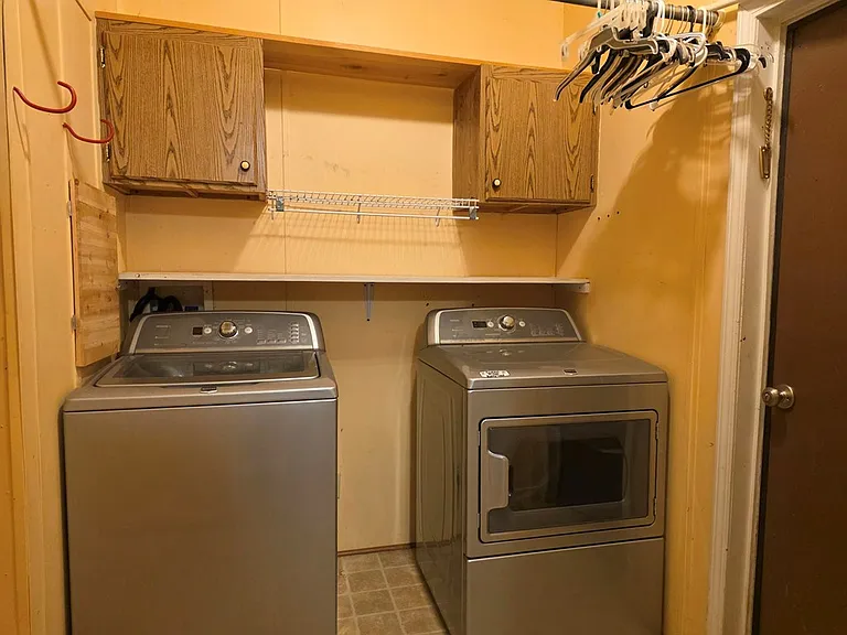 1723 Scott Rd — Photo 10