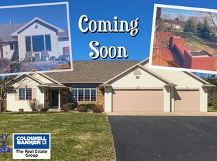 2329 Autumn Ridge Trl, Green Bay, WI 54313