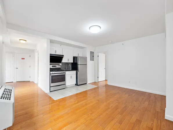 139-30 34th Avenue image 10 of 20