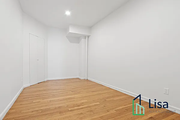 Rented by Lisa Management Inc | media 14