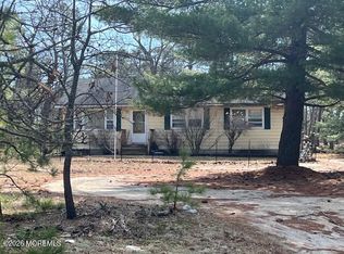 635 Bennetts Mills Rd, Jackson, NJ 08527