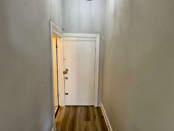 2nd image of 1322-1324 Eutaw Pl #1322-2R