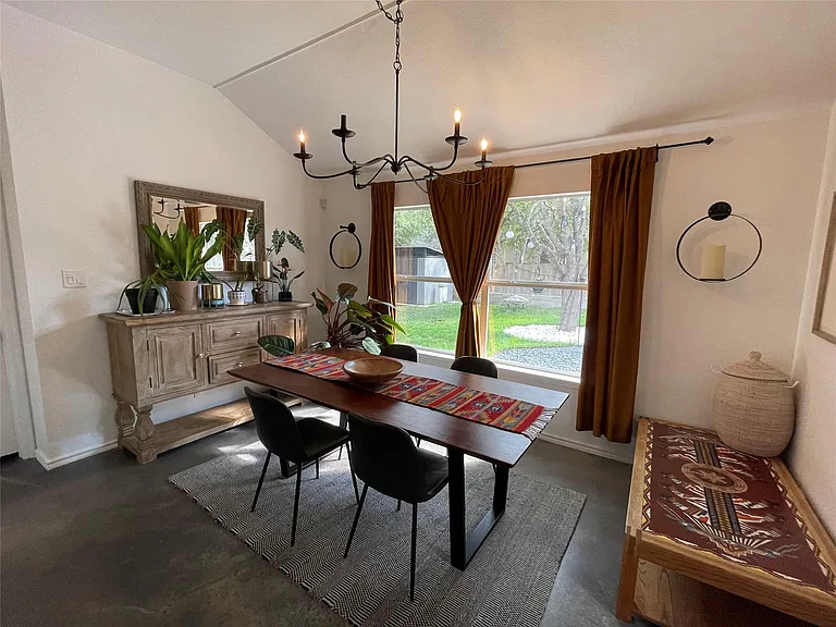 4509 Muskdeer Dr — Photo 7