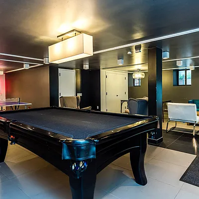 Rented by Nooklyn NYC LLC | media 51