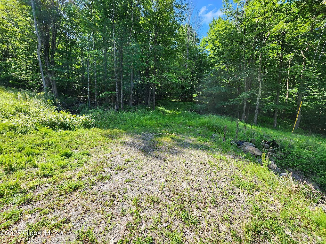1st image of 140 Roaser Road