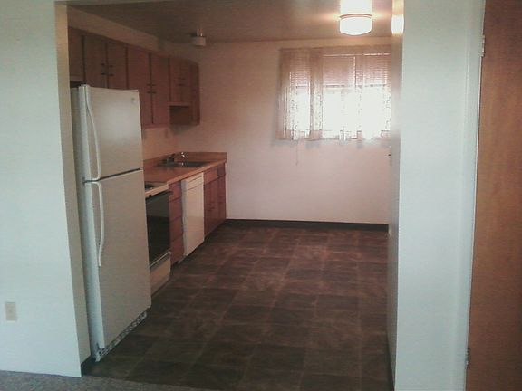 KITCHEN WITH LARGE PANTRY