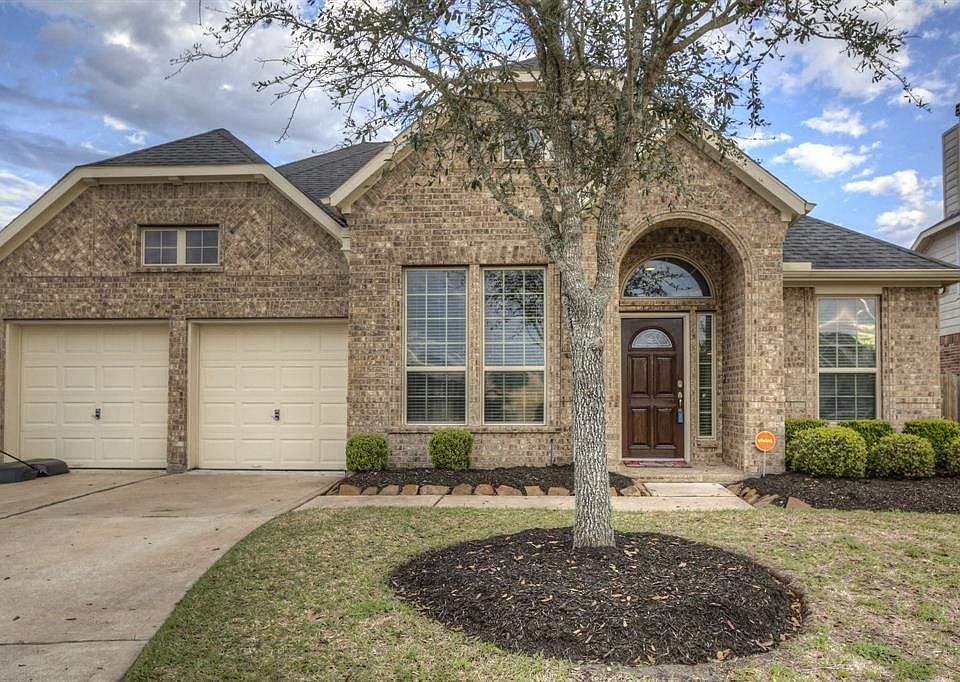 1st image of 2501 Avalon Lake Ln