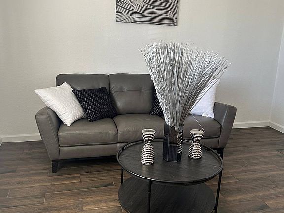 2nd image of 4434 N 7th Ave #314