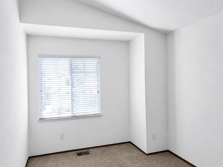 662 Allbrook Dr — Photo 11