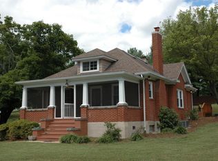 5937 Two Ford Rd, Roanoke, VA 24018