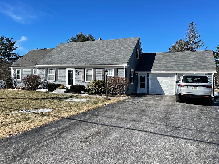 24 Winn Rd — Photo 2