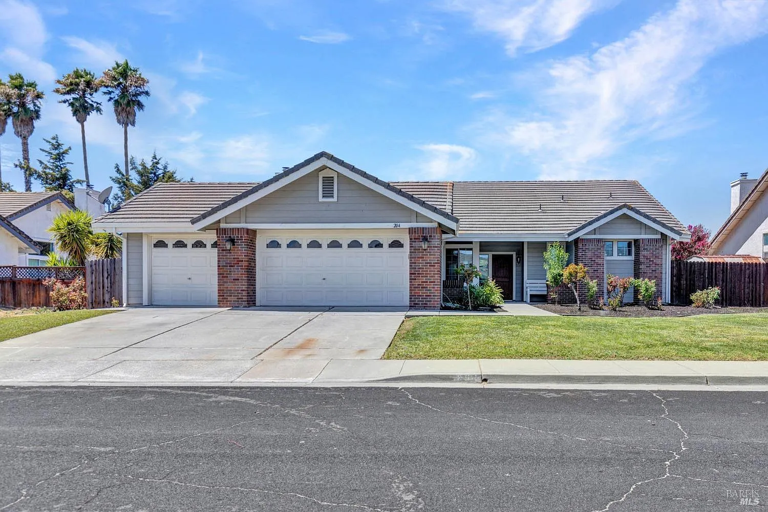 204 Keyes Lane photo 1