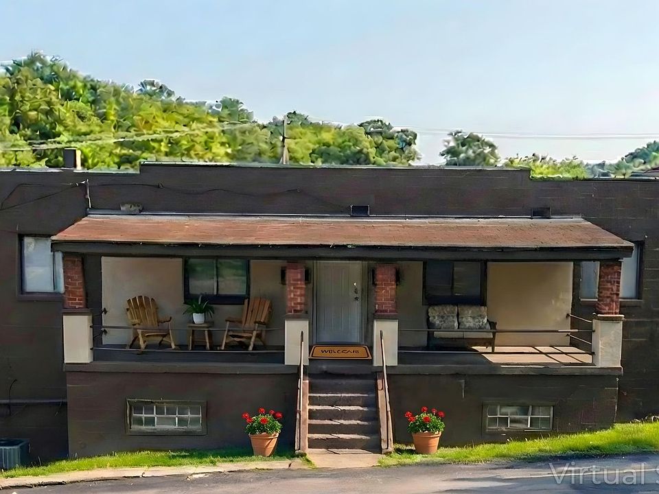 1st image of 10261 Center Hwy APT 3