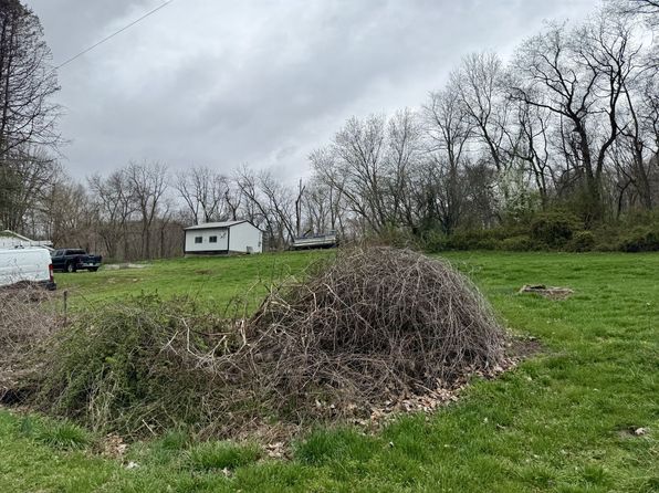 18255 Hunter Rd, Glouster, OH 45732