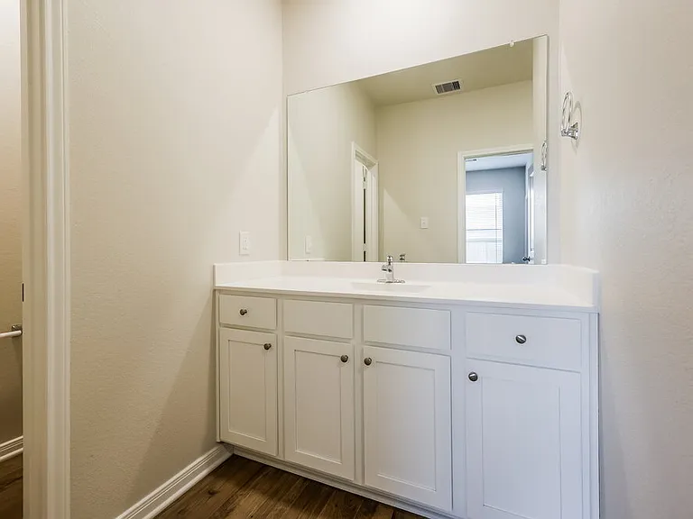 16458 Honeysuckle Hill Dr — Photo 14