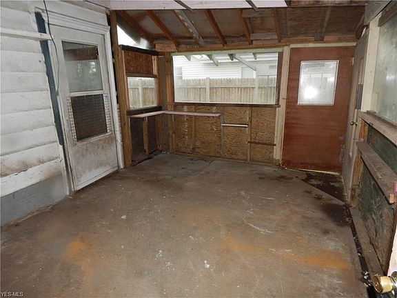 5th image of 6101 Antrim St