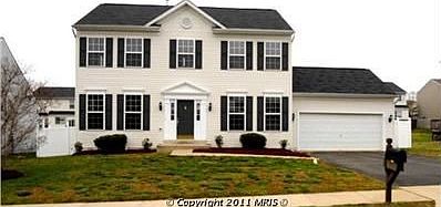 1st image of 11 Indian Wood Ln