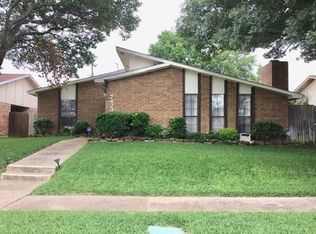 7423 Oakmore Dr, Dallas, TX 75249