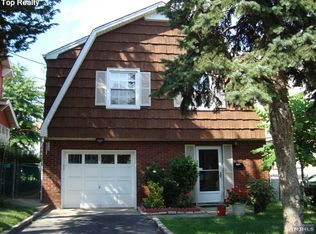 195 Oakwood Ave, Bogota, NJ 07603