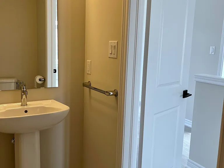 10 Birmingham Dr #24 — Photo 9