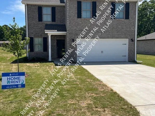 17813 Denham Cir, Athens, AL 35611