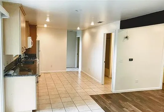 1336 Bush St — Photo 3