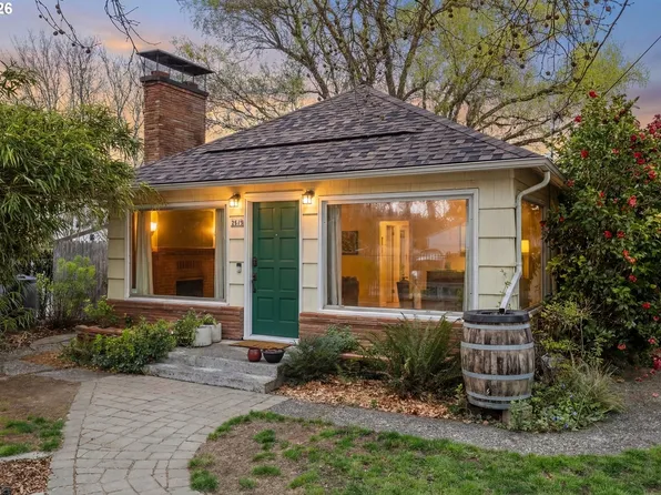 2916 SE 85th Ave, Portland, OR 97266