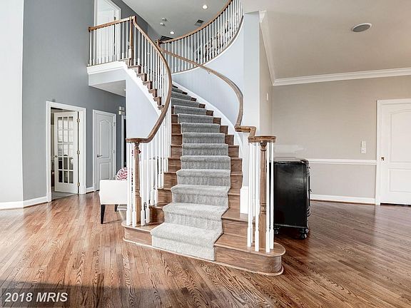 Gorgeous Curved Staircase
