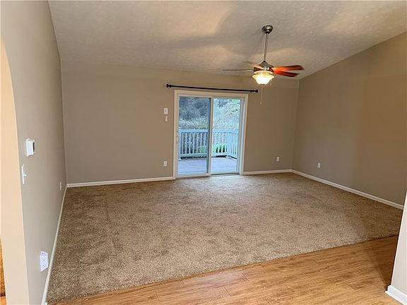 2nd image of 45 Blueberry Ln