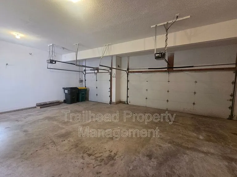 14002 Goodman St — Photo 47
