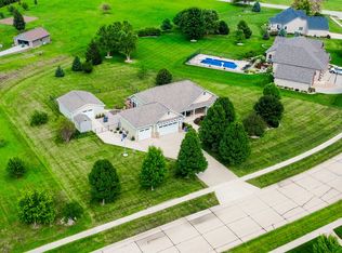 1305 Sand Cherry Ln, Huxley, IA 50124