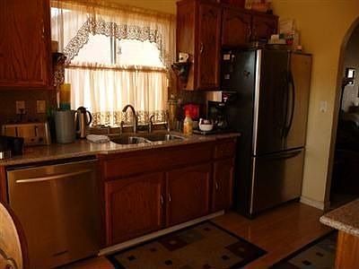 1st image of 332 Brierwood Way