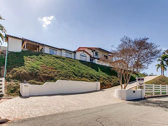 2nd image of 4257 Camino Alegre