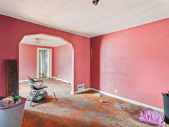 3rd image of 1509 McPherson St