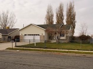 1979 N 950 W, Clinton, UT 84015