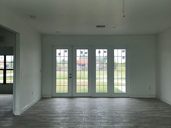 4th image of 1701 NW 11th Ct
