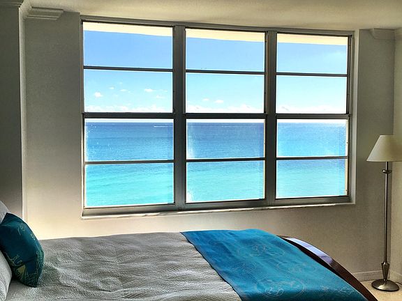 4th image of 5601 Collins Ave Ph 10