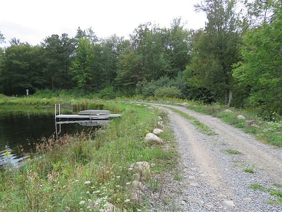 3rd image of 27 Pennock Brook Dr W
