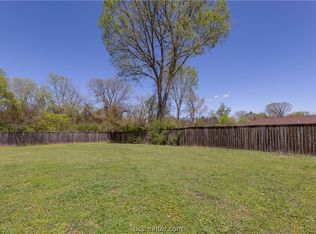 Dale St, Bryan, TX 77803