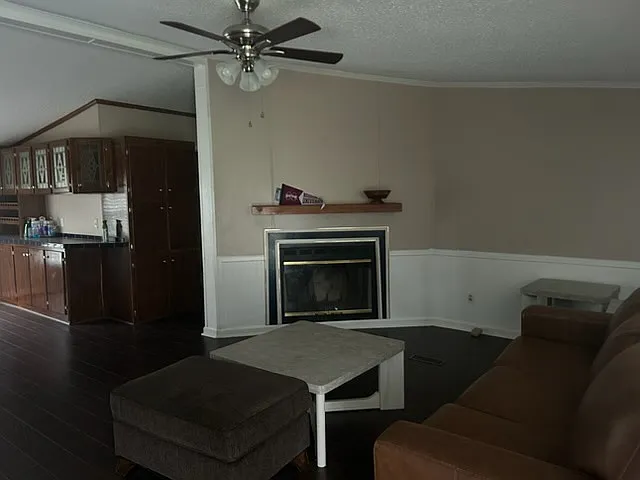 405 Lean Ln — Photo 9