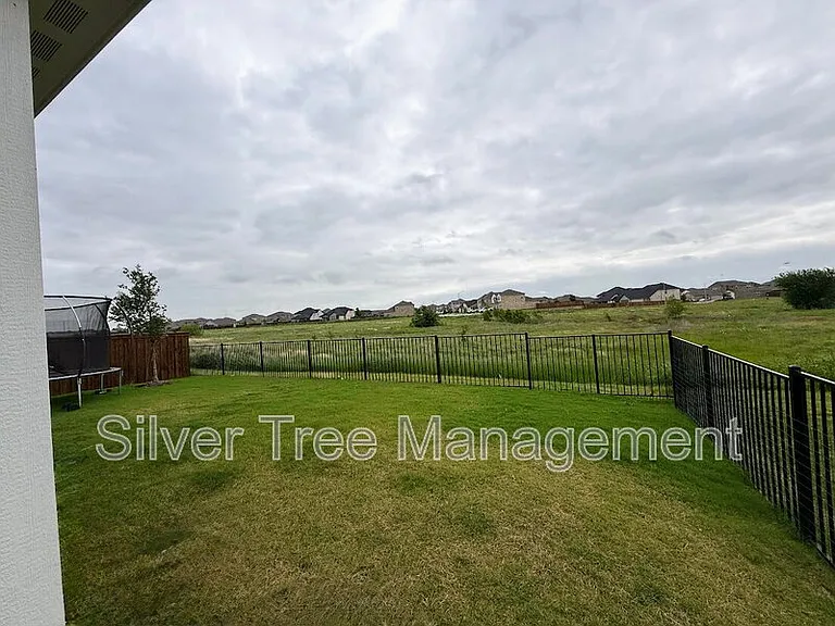 14728 Ledger Ln — Photo 40