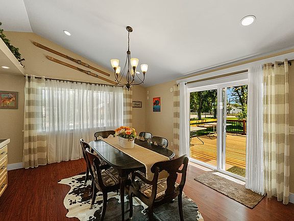 3rd image of 349 Schuler Ln