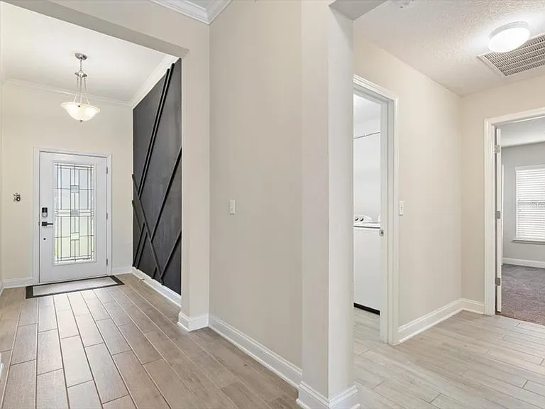 27 Colorado Springs Way — Photo 6