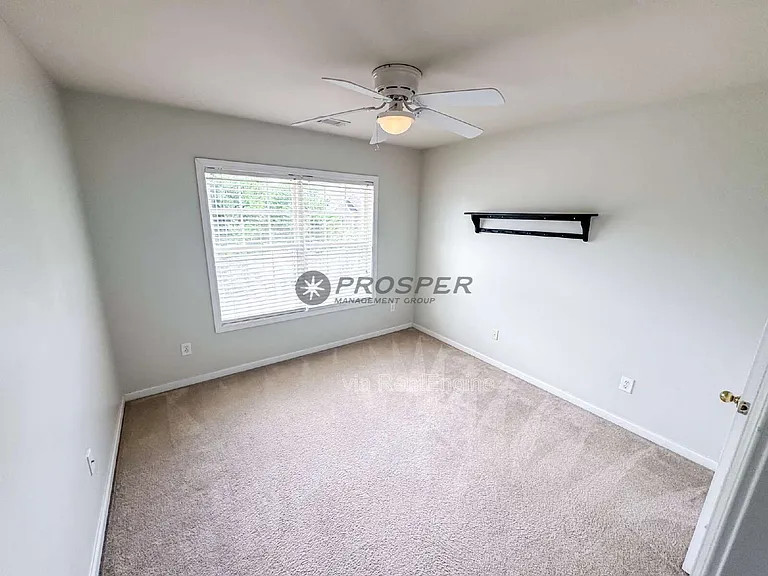4 Bellflower Ct — Photo 20