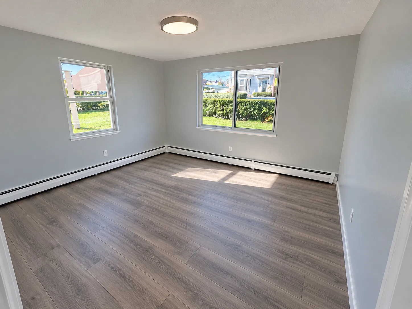 430 Wilder St — Photo 4