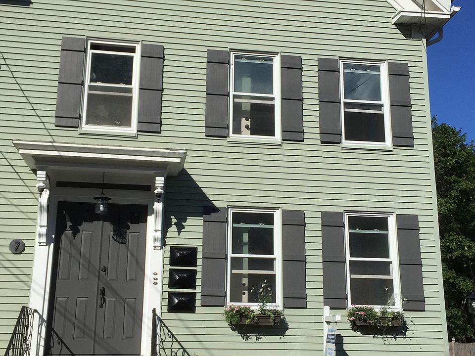 7 Vine Street