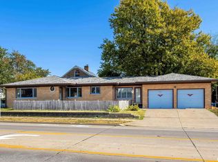 2002 7th St, Moline, IL 61265