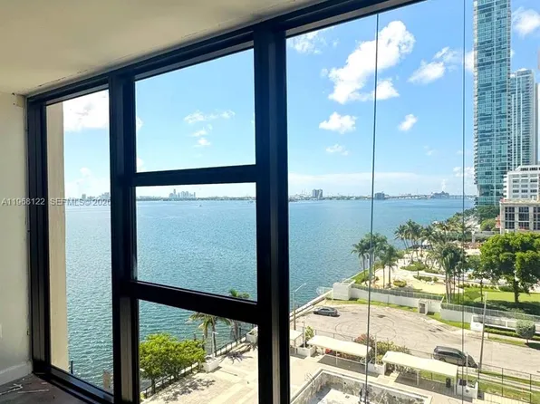 600 NE 36th St APT 820, Miami, FL 33137